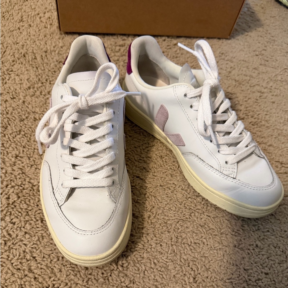 Veja White and Purple Women's Sneakers